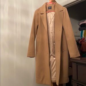 Beautiful abercrombie trench coat. Chesnut color